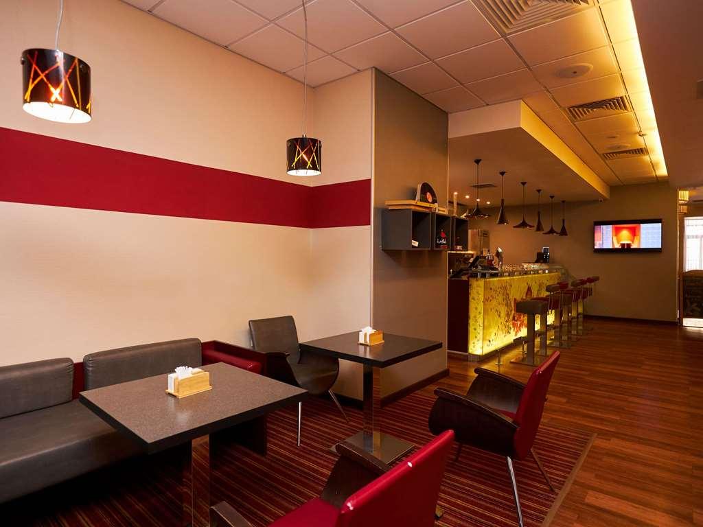 Ibis Sibir Omsk Hotel Restaurant foto